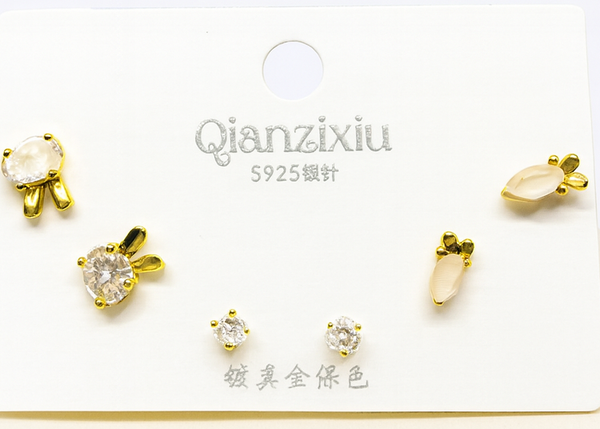 Gold-Plated 3 Pair Rabbit & Carrot Stud Earrings Set – Hypoallergenic, Non-Fading, Playful Chic